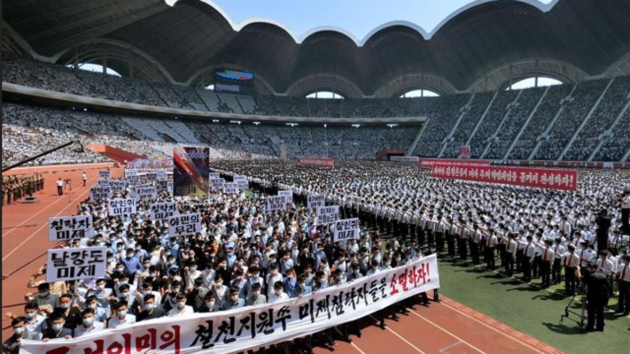 朝鲜12万人冲上街头,这一回,朝鲜彻底摊牌了