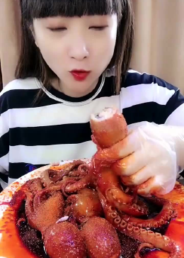 看着都有食欲,吃辣八爪鱼海鲜吃播
