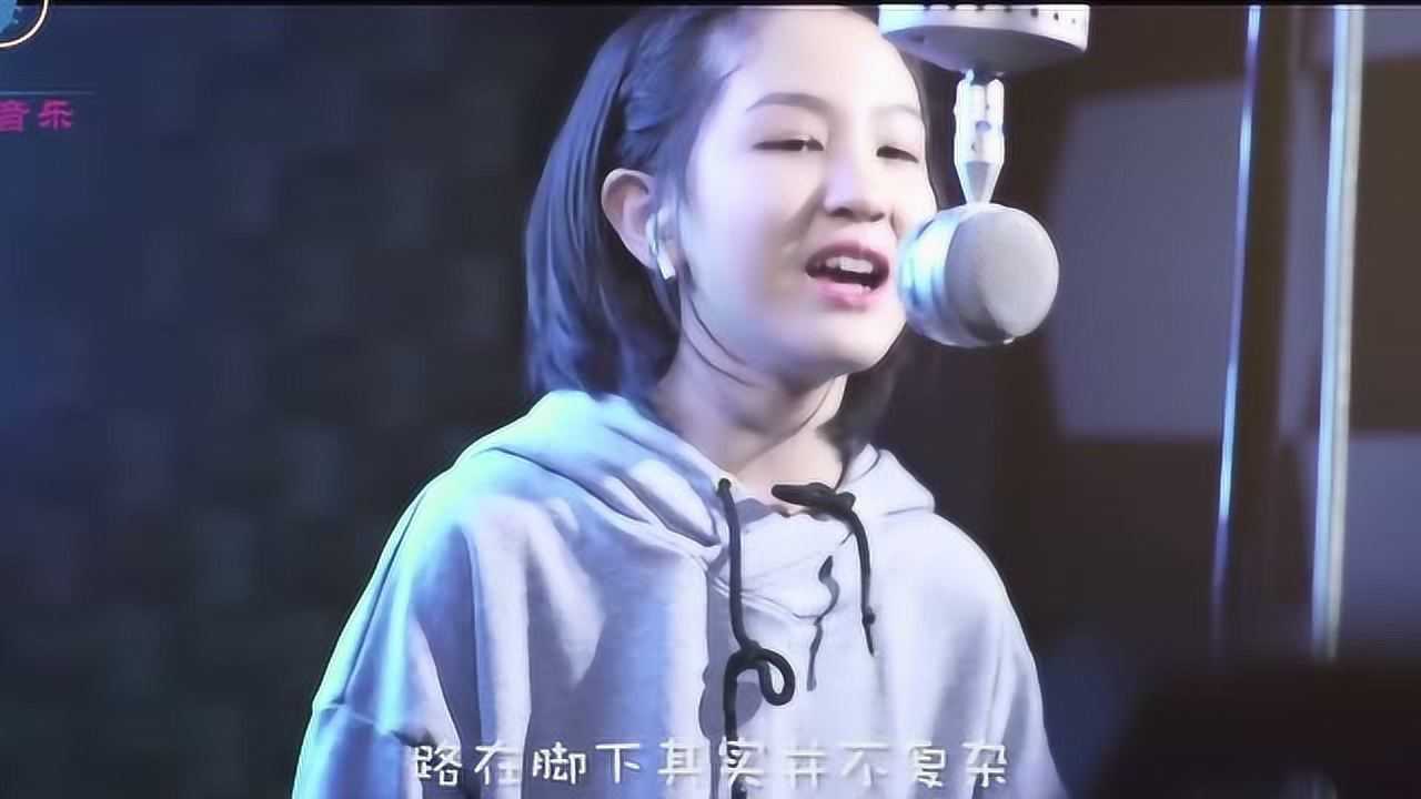 三岁小孩的歌曲视频 1280