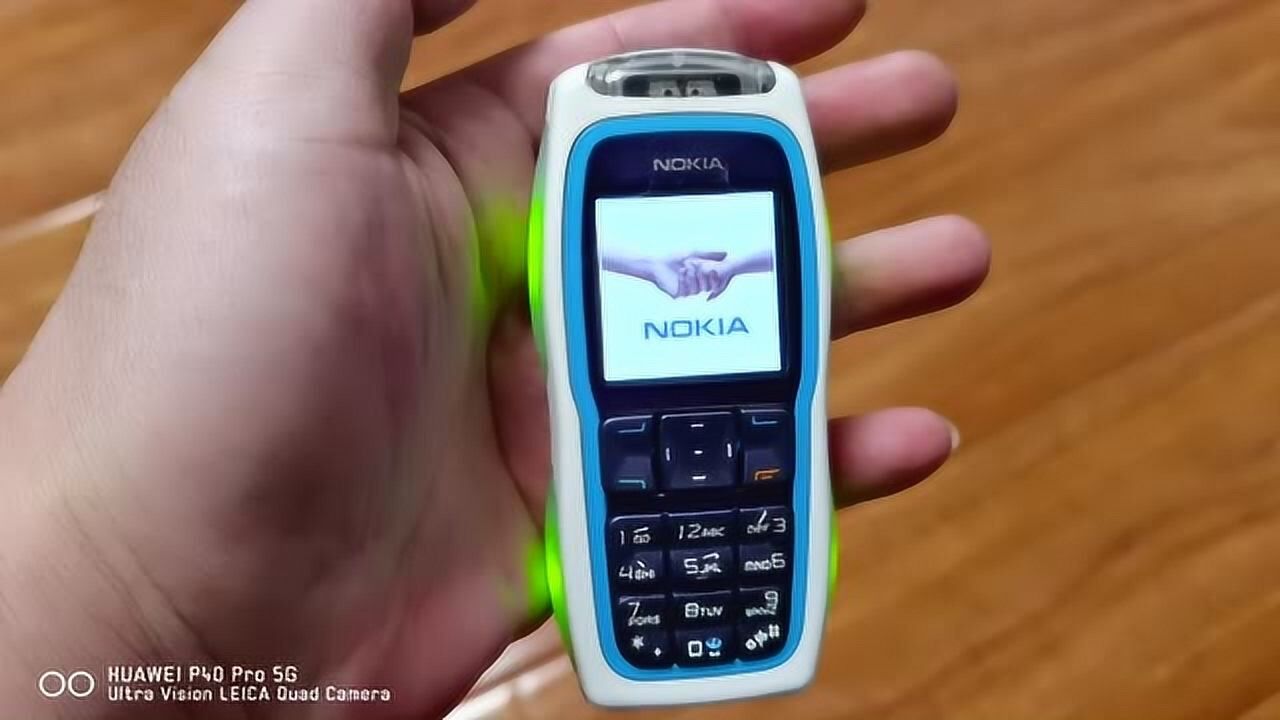 这才是最早带跑马灯的手机诺基亚曾经也很yes