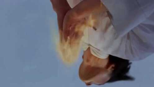 功夫周星驰电影:星仔从天而降的掌法如来神掌