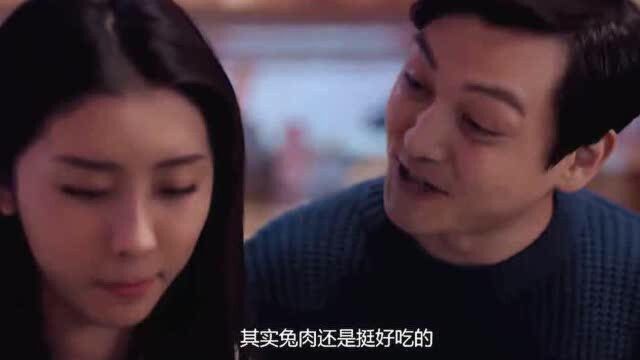 身边的男性朋友突然交了女朋友,你是不是也会很不习惯?