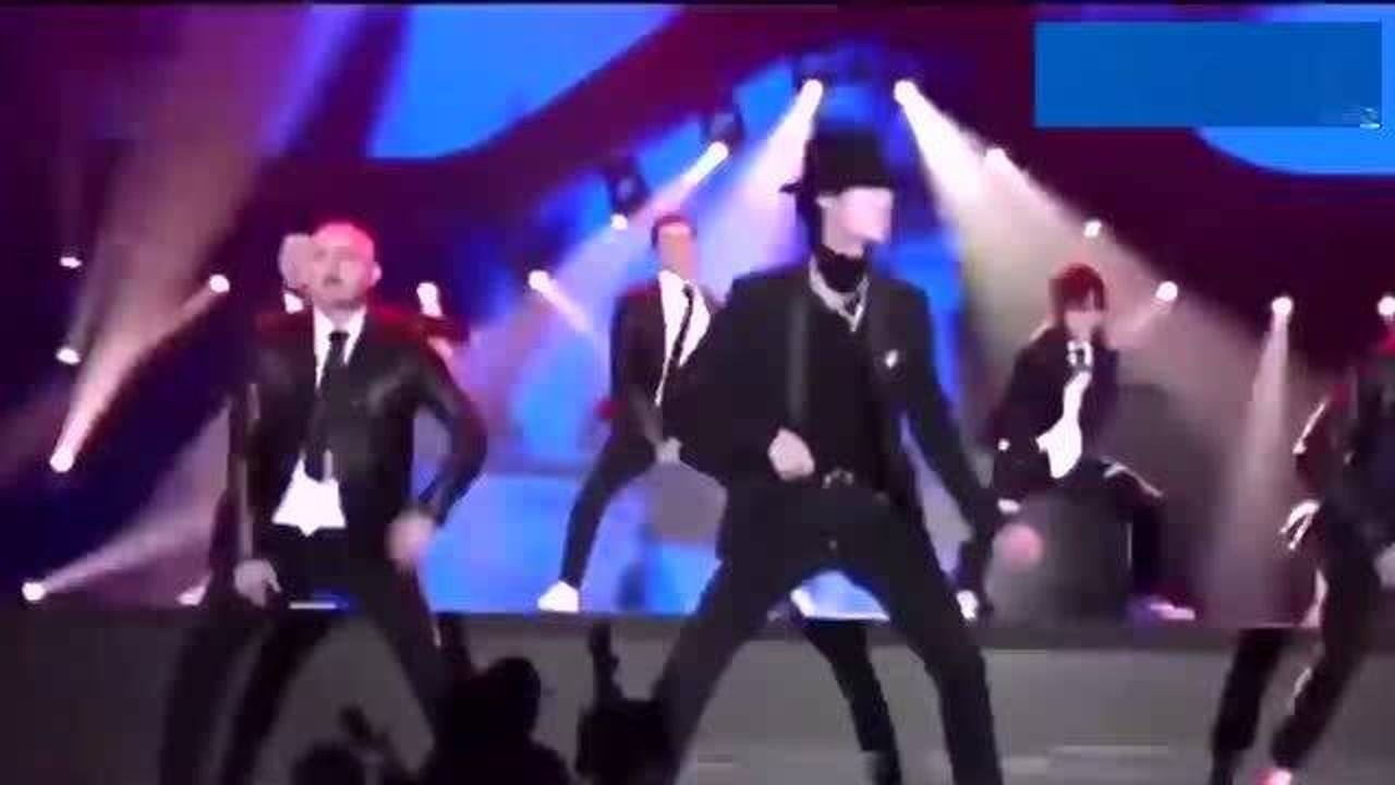 王一博嗨唱turnupthemusic现场粉丝的尖叫不断