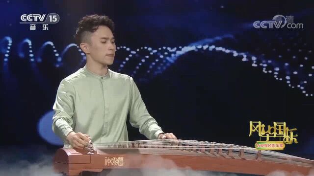 黄伟杰古筝演奏《雪落下的声音》,别有一番韵味,好听