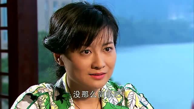 连闺蜜电话都不想接了?雅芬与美美爱上同一人