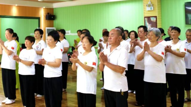 株洲市石峰区老年大学太极班汇报演出