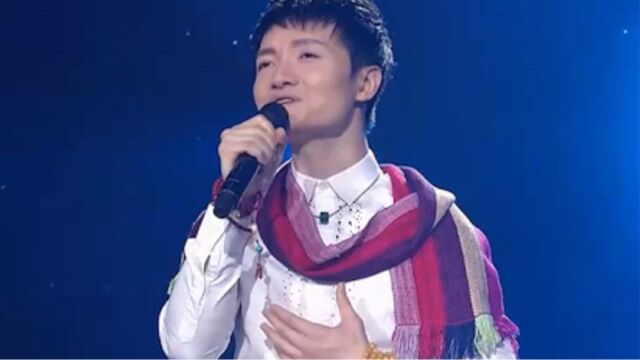 白玛多吉倾情演唱《梦回云南》,独特的嗓音,太有辨识度