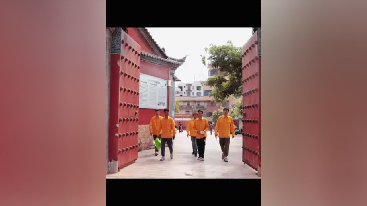 铁路连着你我他,安全畅通靠大家.,视频:李馨月,倪航