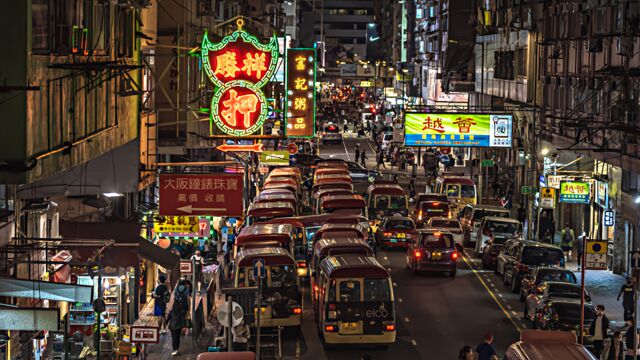 香港要拆光霓虹招牌?官方回应:无针对霓虹灯招牌的大型执法行动