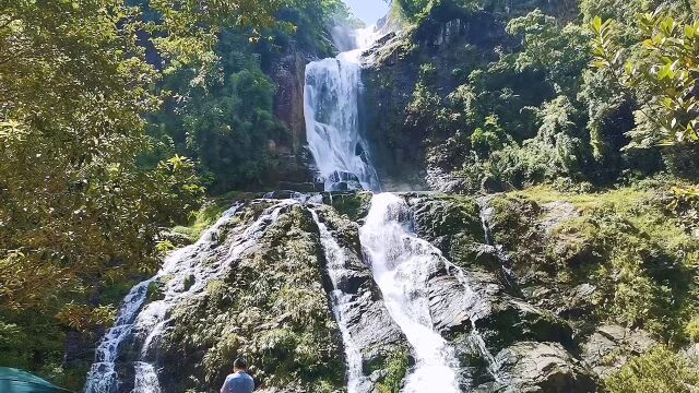 这个夏天总要看次瀑布吧,去过几次了,岑溪白霜涧瀑布,毕竟是桂东第一瀑