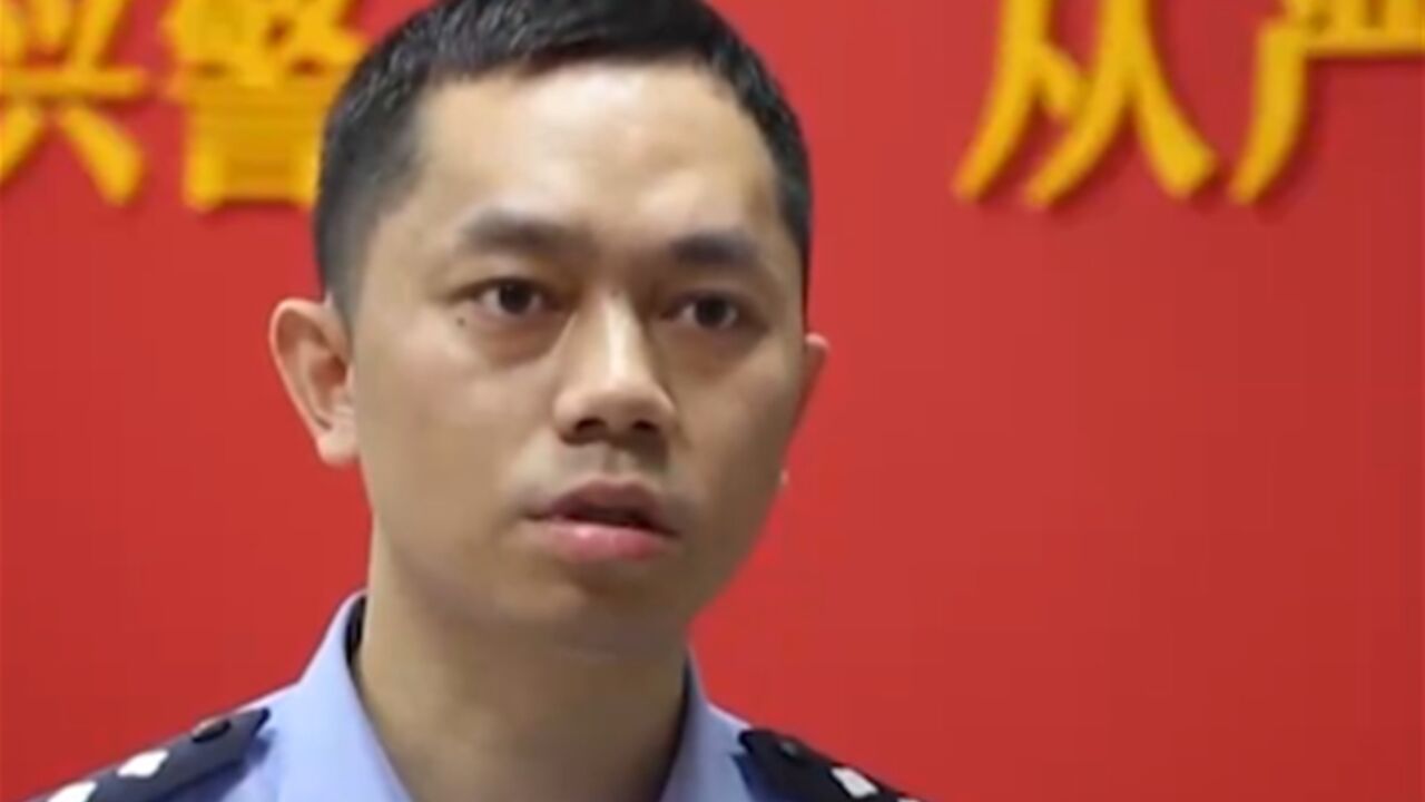 重庆:老人深陷诈骗执意转帐,民警苦劝保住养老钱