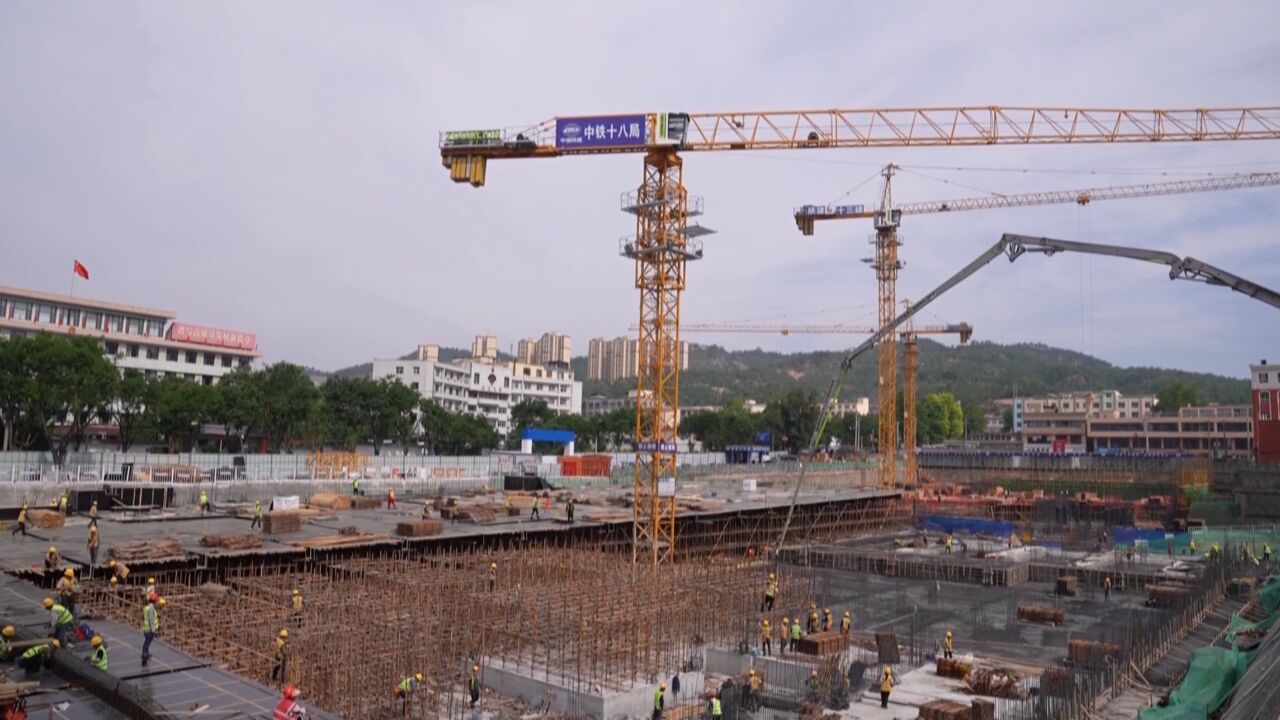 子长市城市有机更新工作专班办公室:冲在前干在先 城市建设勇担当