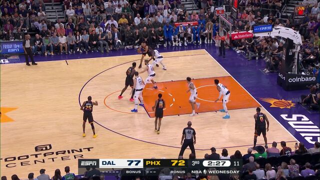 NBA常规赛：独行侠vs太阳第3节英文原声回放