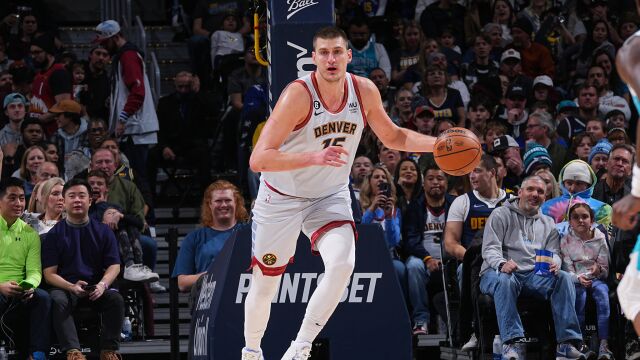 约基奇vs黄蜂集锦 40+27+10史诗级三双震古烁今