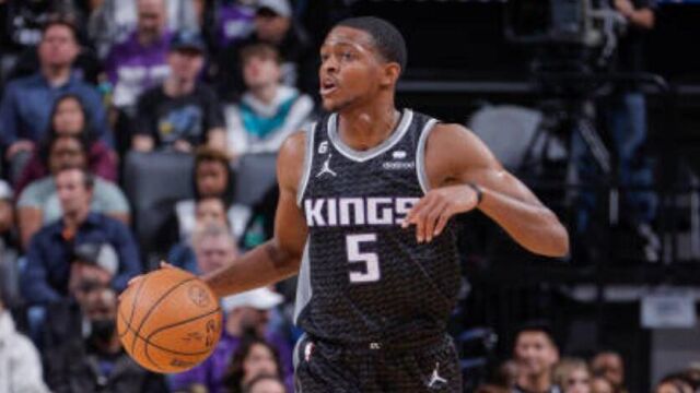 灰熊100-133国王 福克斯17+10萨博尼斯砍下三双