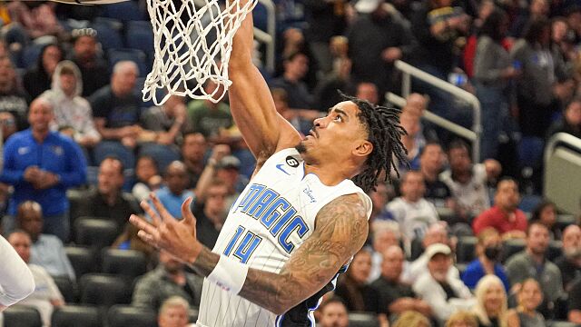 哈里斯vs奇才集锦 手感火热三分球9中6轰下22分