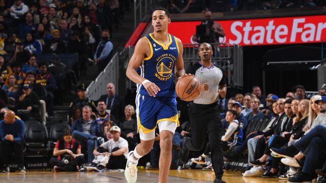 普尔vs老鹰集锦 轻取28+6+5命中关键三分