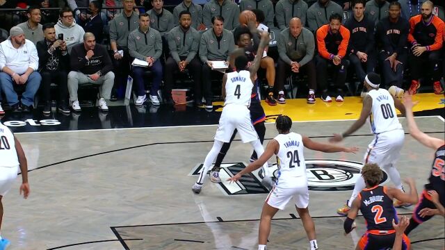 NBA常规赛：独行侠vs国王第1节英文原声回放