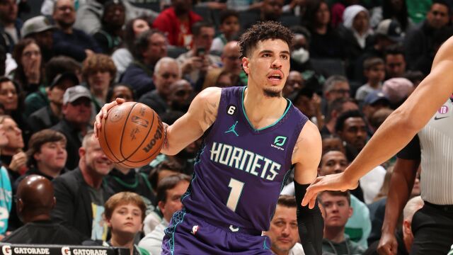 三球vs凯尔特人集锦 31+7+9撕裂防线砍下全队最高分