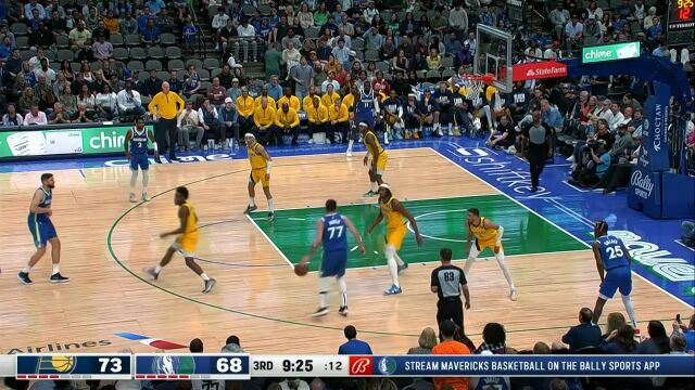 NBA常规赛：步行者vs独行侠第3节英文原声回放