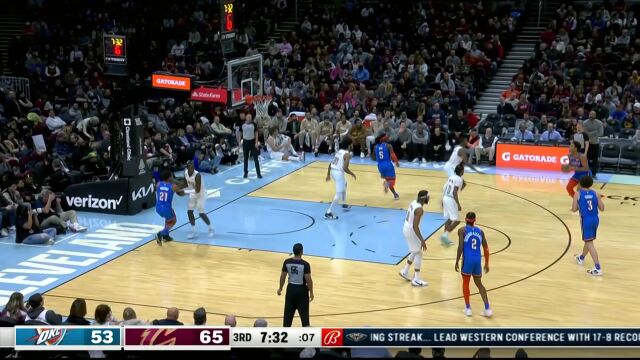 加兰随心而动送出妙传 莫布利旱地拔葱空接暴扣