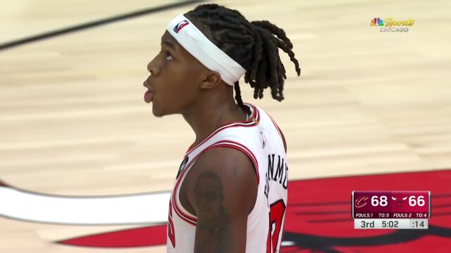 NBA常规赛：骑士vs公牛第3节 中文解说回放