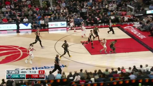 华盛顿鲍尔双鬼拍门送大帽 随后鲍尔反击飙中追身三分