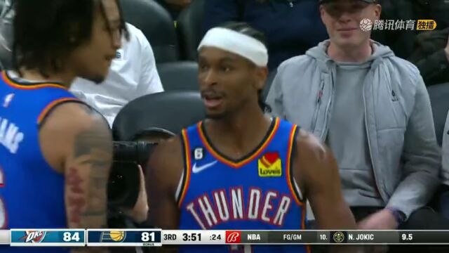 阿龙-威金斯妙传中线 跟进的亚历山大单手劈扣肆虐篮筐