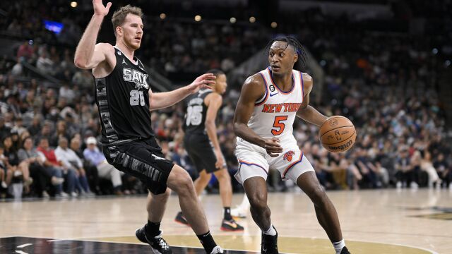 奎克利vs马刺集锦 全场36+7+7里突外投冲击对手防线