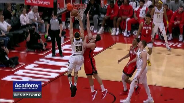 申京镇守篮下捍卫禁区 送戈登遮天蔽日大帽