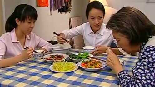 女儿不让自己的亲妈跟亲爸接触,却站在后妈这边 - 腾讯视频