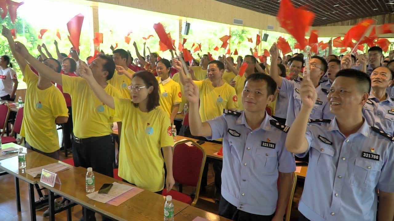 次播放世界射箭冠冠军陈业青接受采访nan年nan月nan日1326次播放歌曲