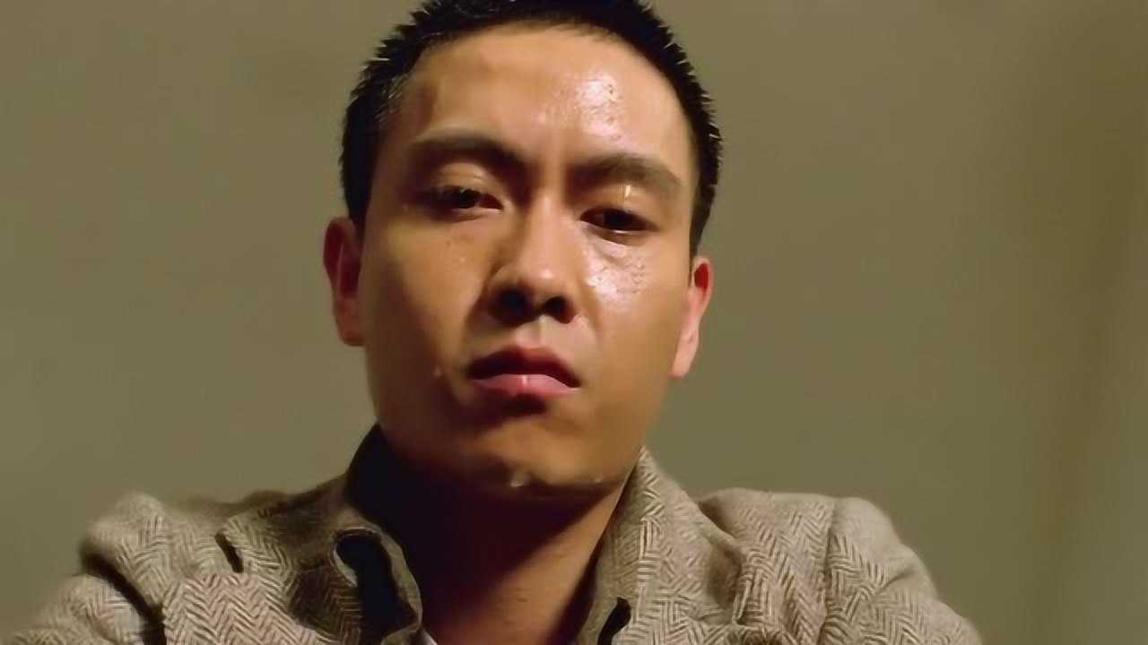 追凶20年黄永年开枪杀人女警官出手制止竟被他掐晕过去