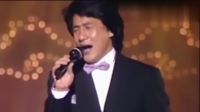 1991年成龙《榕树下》忘不了的是带小抄,这首歌好听