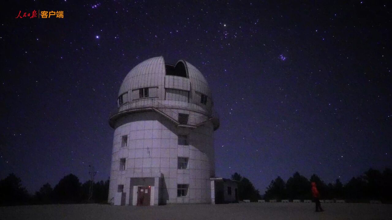 收藏!狮子座流星雨一颗颗划过星空的绝美瞬间