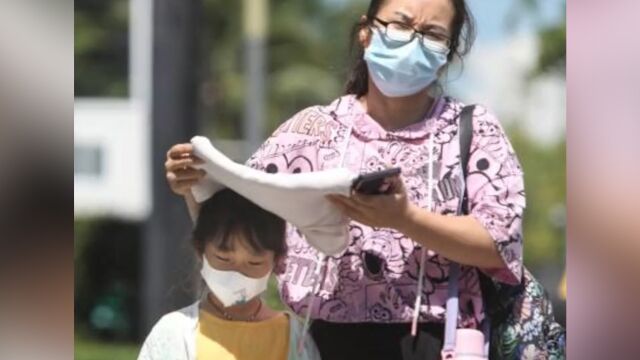 高温缺水!四川一自来水公司呼吁市民每月洗澡24次 节约用水