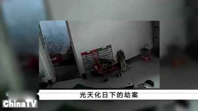 出租车司机突然接到电话,对方说乘客要对他动手?