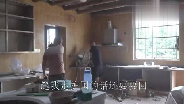 四哥家现代厨房来了2样家电,师傅上门安装,老爸试了都说好