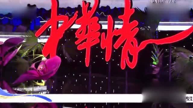 谭咏麟现场演唱一首《爱在深秋》经典的旋律,令人难忘!