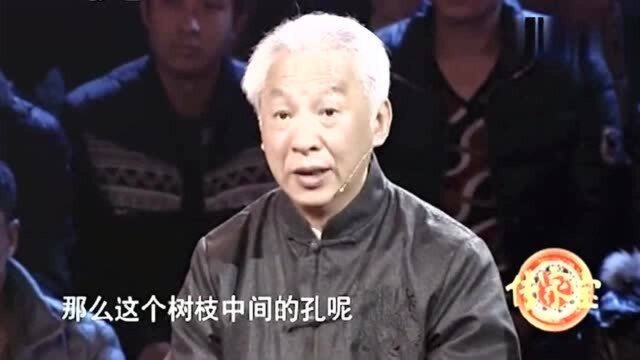 小伙巨资买玉山子鉴宝,专家:和田籽料青白玉,鉴定后瞬间愣了!