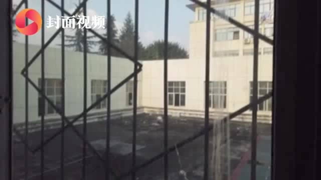 男子玩弹弓打碎玻璃窗被行政拘留