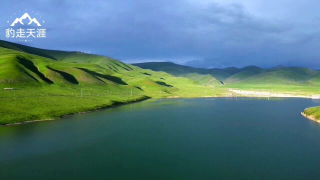 四川甘孜石渠,雅砻江流域山水画卷,太阳湖