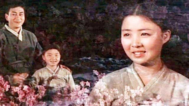 70年代朝鲜老电影《卖花姑娘》主题曲《卖花歌》,崔三淑演唱