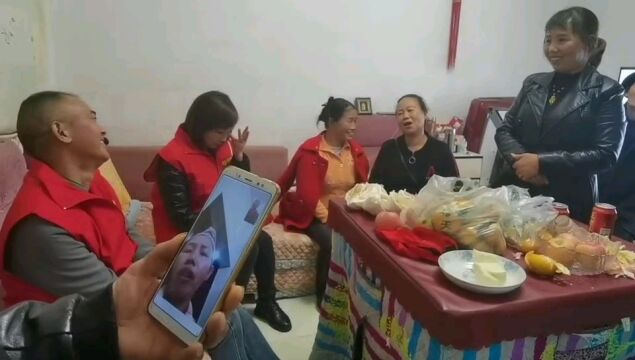 母女因为一封信产生误会导致失联,二十七年后她们用网络再续亲情