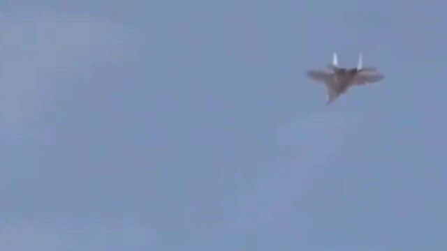 MiG29 的寻热导弹击落 TDU11 热力火箭