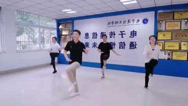 舞蹈 小饭