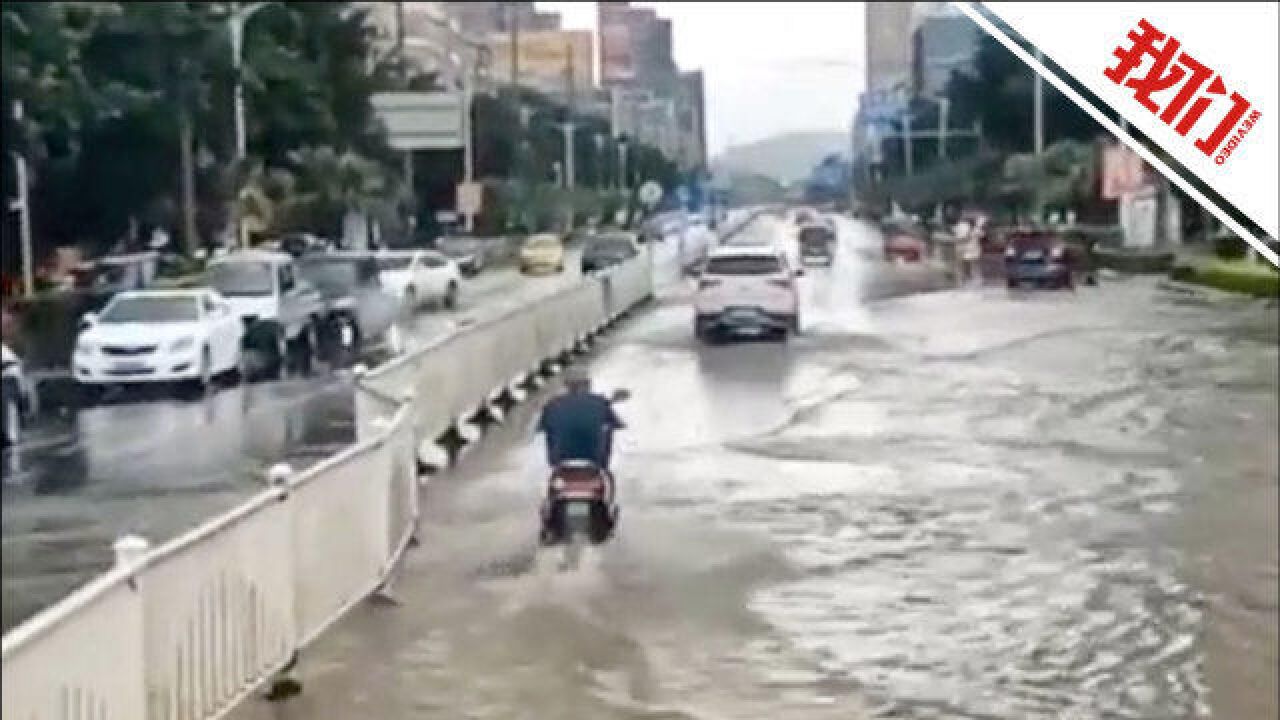 广西博白县强降雨致内涝:有居民家水深及腰 当地192所小学停课