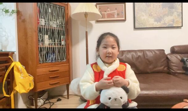 紫云府幼儿园ⷤ𘭱班向辰熠ⷦˆ语故事《笨鸟先飞》