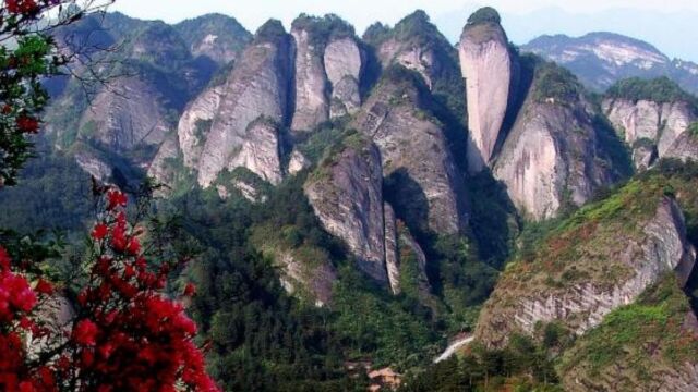 崀山:绝美崀山,浪漫扶夷.这里有八角寨,天一巷,辣椒峰,夫夷江