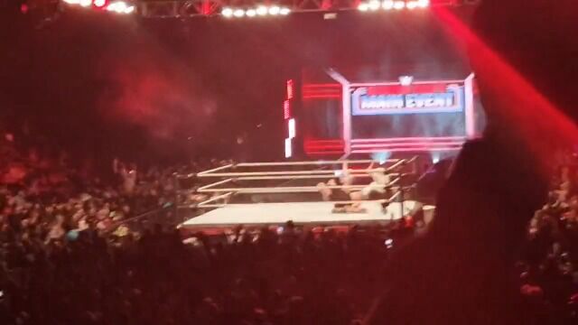 Baron Corbin Snaps Losing Streak, Reacts to Huge Ovation at WWE Live Event2